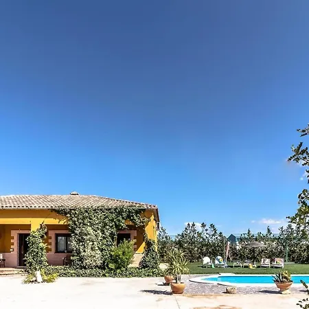 Lucrecia Holiday home