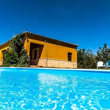 Lucrecia Holiday home *